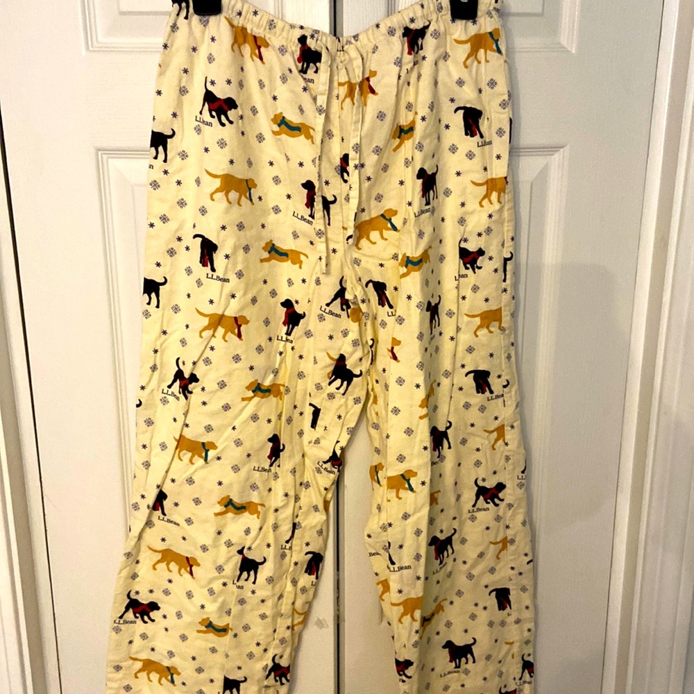 LL Bean Dog Flannel pants S